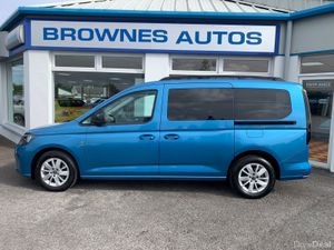 2023 Volkswagen Caddy Maxi Life 7 seats Automatic - Image 3