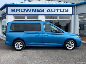 2023 Volkswagen Caddy Maxi Life 7 seats Automatic - Image 4