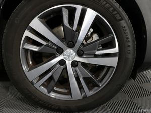 Peugeot 3008 1.5 130bhp Allure - Image 4