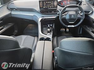 Peugeot 5008 ** 1.2 HYBRID ** 136BHP E-DCS6 GT ** - Image 2