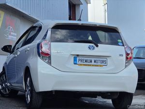 Toyota Aqua Hybrid Automatic - Image 4