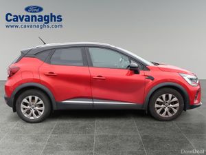 2020 Renault CAPTUR  ICONIC Dci 95 - Image 2