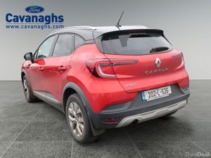 2020 Renault CAPTUR  ICONIC Dci 95 - Image 4