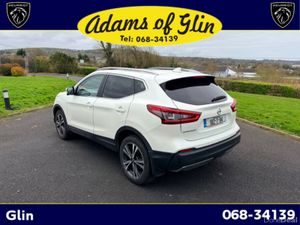 Nissan Qashqai 1.2 SV CVT PREMIUM SS PART 4DR - Image 4