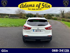 Nissan Qashqai 1.2 SV CVT PREMIUM SS PART 4DR - Image 3