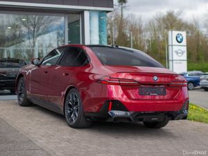BMW 5-Series 530e M Sport Pro - Image 2