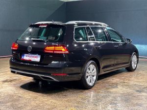 Volkswagen Golf 1.2 AUTOMATIC - ALLOY WHEELS - CRU - Image 4