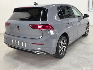 2023 Volkswagen Golf 1.4 TSi PHEV Style - Image 3