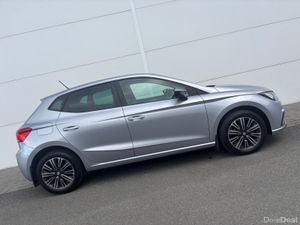 2023 SEAT IBIZA SE 1.0 TSi 95BHP V LOW KMS - Image 3