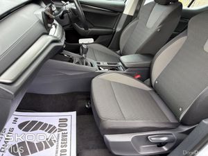 Skoda Octavia AMBITION 2.0 TDI 115HP 5DR - Image 4