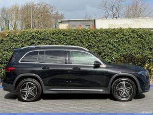Mercedes-Benz EQB 4MATIC AMG-LINE PREMIUM 7-SEATER - Image 2