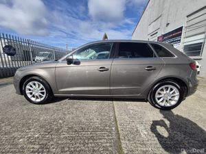 2016 Audi A3 (AUTO & LOW MILAGE) - Image 4