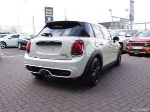 2019 MINI COOPER SD 2.0 5DR AUTO - Image 4