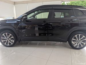 Toyota Corolla Cross Luna Sport 4dr A - Image 2