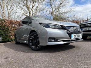 LEAF SV | ONLY 5,700 KMS | AS NEW - Image 4