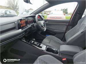 Volkswagen Golf Diesel Hatchback R-Line - Image 3