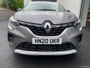 Renault Captur Diesel Hatchback Iconic - Image 2