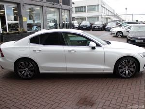 2020 VOLVO S60 5DR AUTO SALOON - Image 3