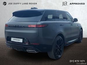 Land Rover Range Rover Sport Stealth 3.0 PHEV Dyna - Image 2