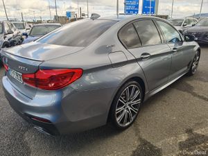 BMW 5 SERIES 530E M SPORT **HARMON/KARDON** - Image 4