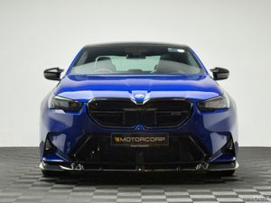 BMW M5 M5 4.4 PHEV 727HP MARINA BAY - Image 2