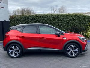 Renault Captur RS-LINE 1.0 TCE ** VERY LOW MILEAGE - Image 2