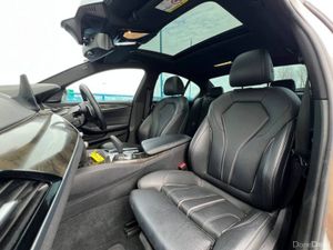 BMW 5-Series 530e M-SPORT COMPETITION 2.0 HYBRID / - Image 2