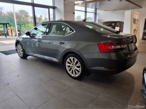 Skoda Superb STYLE 1.5 TSI - Only 21,000 Km - Leat - Image 3