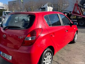 Hyundai i20 2009 - Image 3