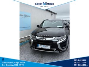 Mitsubishi Outlander PHEV 4DR AUTO - Image 3