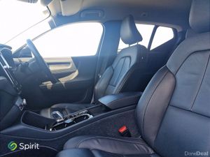 Volvo XC40 T4 211hp "Plug In Hybrid" Plus (Bright - Image 4