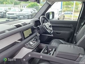 Land Rover Defender 110 2.0  PHEV SE - Image 3