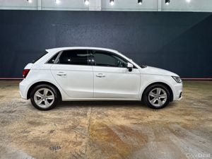 Audi A1 1.0 AUTOMATIC - 15'' FACTORY ALLOY WHEELS - Image 2