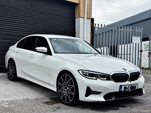 BMW 3-Series 2019 - Image 2