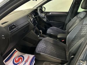 Volkswagen Tiguan R-LINE TSI PHEV S- DSG - Image 4