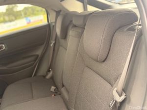 Honda HR-V E:HEV ELEGANCE - Image 3