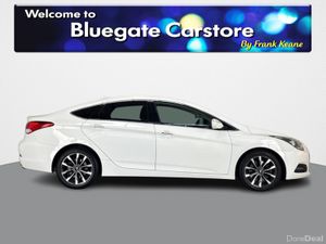 Hyundai i40 1.7 CRDI SE NAV**BLACK LEATHER INTERIO - Image 3