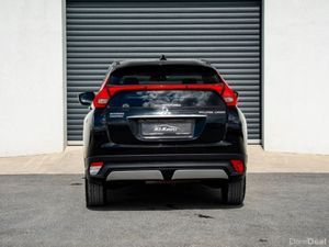 Mitsubishi Eclipse Invite 6MT 4DR - Image 3