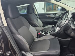 2017 Nissan Qashqai 1.6 DCi N-Connecta - Image 2