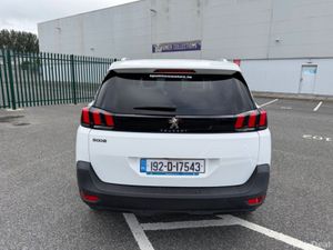 Peugeot 5008 1.2 PETROL, NEW TIMING BELT, HISTORY, - Image 4