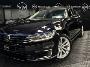 Volkswagen Passat GTE 1.4 TSI *SUNROOF* - Image 3