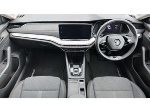 Skoda Octavia STYLE 2.0tdi 115HP DSG 5DR AUTOMATIC - Image 3