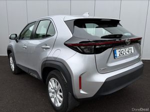 Toyota Yaris Cross YARIS CROSS LUNA 4DR AUTO - Image 3