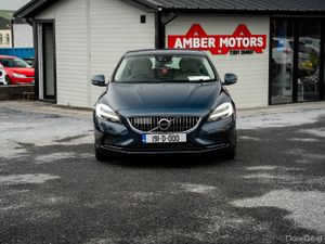 2019 VOLVO V40 D4 - Image 2