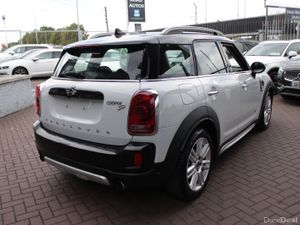 2017 MINI CROSSOVER AWD 2.0SD  5DR HATCHBACK AUTO - Image 4