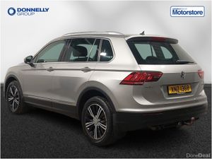Volkswagen Tiguan Diesel Estate SE - Image 3