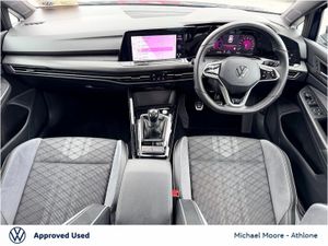 Volkswagen Golf 1.5 TSI 130HP R-Line - Image 2