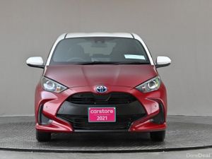 Toyota Yaris 1.5 PETROL HYBRID **BI-TONE ROOF**REV - Image 2