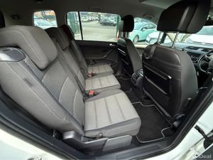 Volkswagen Touran 1.4 TSI AUTOMATIC 7 SEATER - FAC - Image 4
