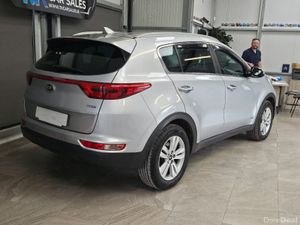 162 KIA SPORTAGE EX EDITION 4 WHEEL DRIVE - Image 3